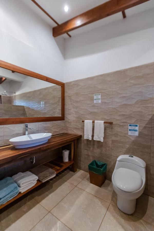 Salvatierra Beachfront Hotel Puerto Coyote Zewnętrze zdjęcie